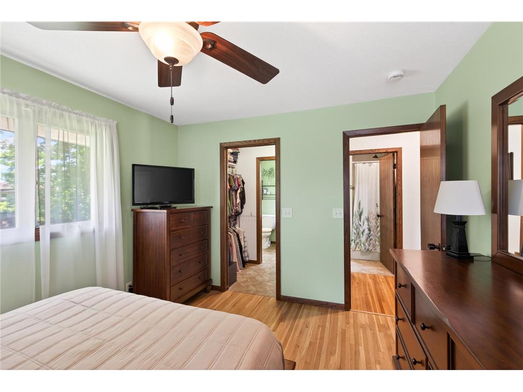 1094 Lowell Drive Apple Valley MN 55124 7092875 image26