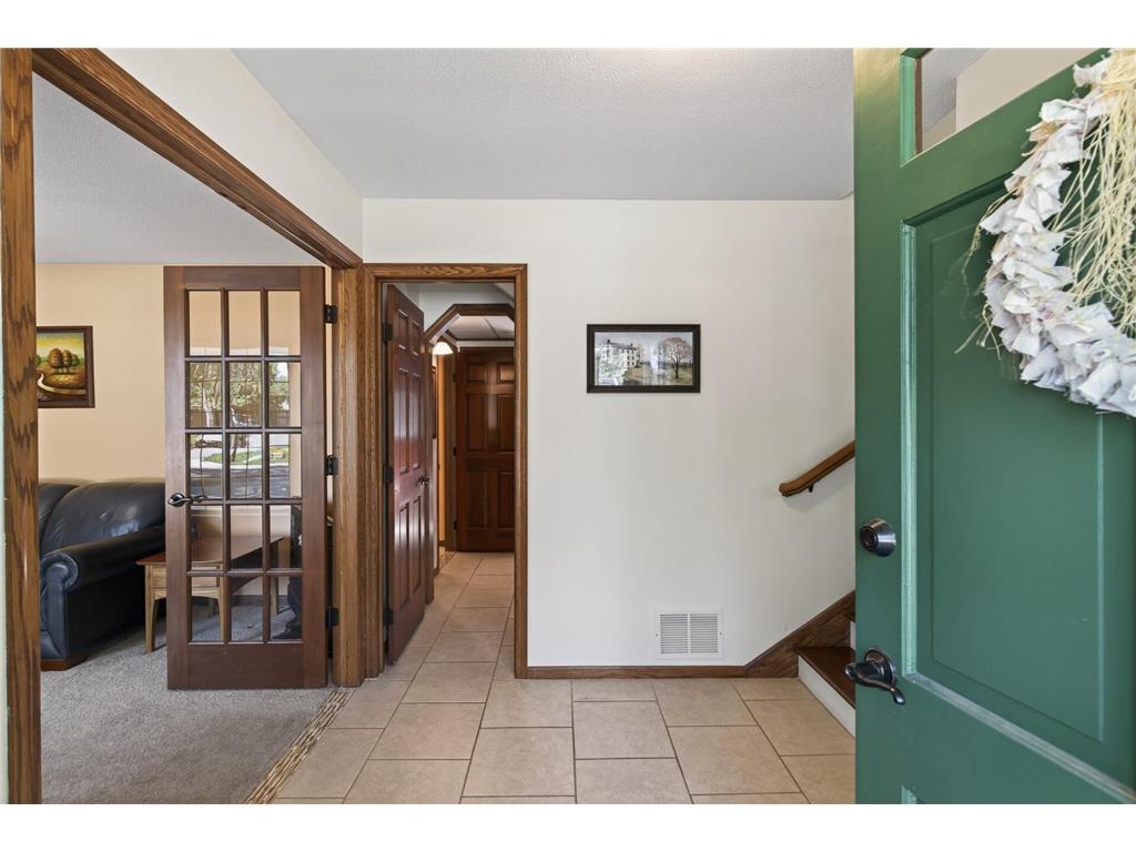 1094 Lowell Drive Apple Valley MN 55124 7092875 image3