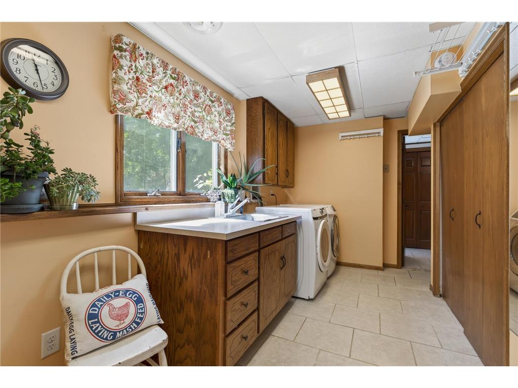 1094 Lowell Drive Apple Valley MN 55124 7092875 image40