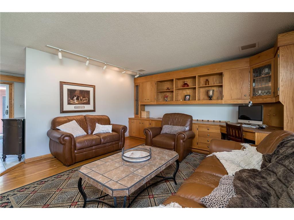 10940 Pioneer Drive Burnsville MN 55337 7069204 image10