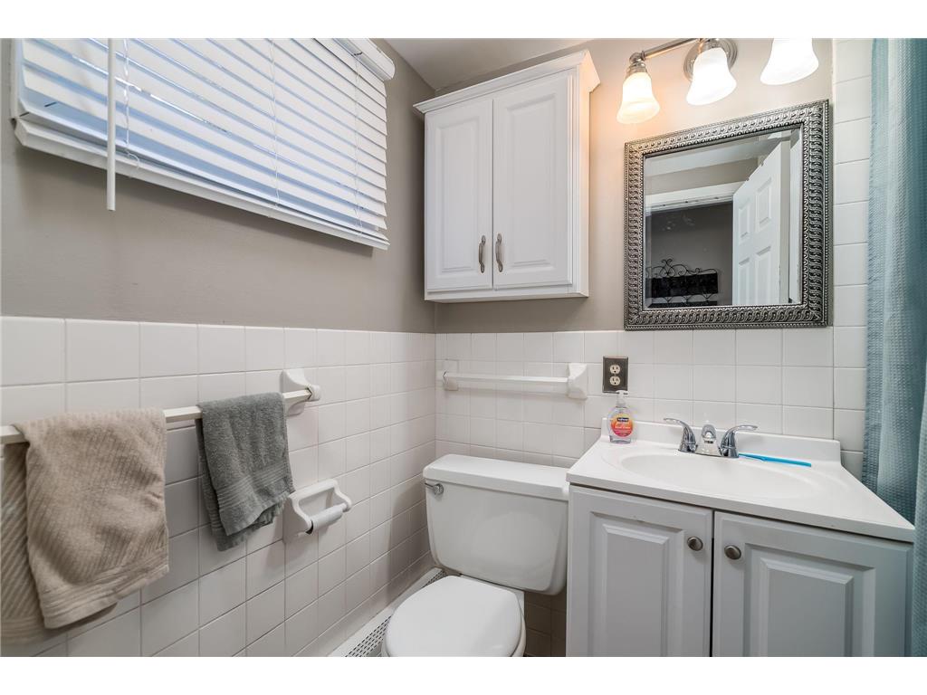 10940 Pioneer Drive Burnsville MN 55337 7069204 image17