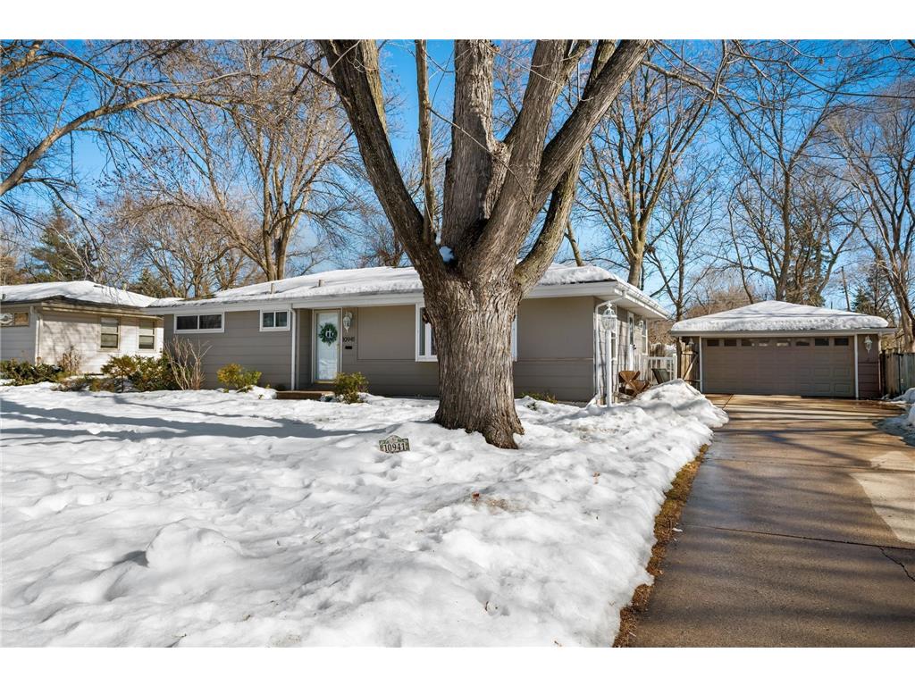 10941 Russell Avenue S Bloomington MN 55431 6329639 image1