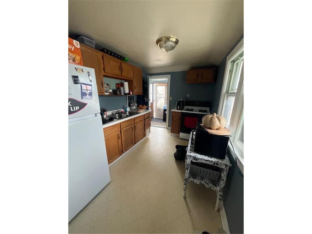 1095 Maryland Avenue E Saint Paul MN 55106 7056499 image2