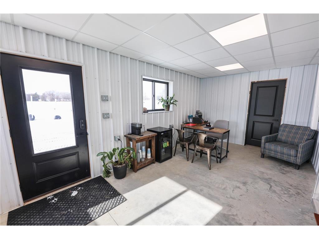 1095 Northside Drive NE Alexandria MN 56308 7020090 image3