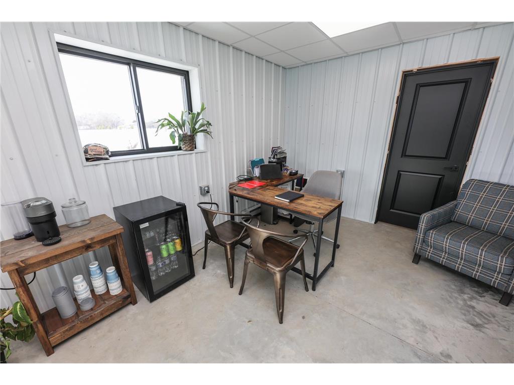 1095 Northside Drive NE Alexandria MN 56308 7020090 image4