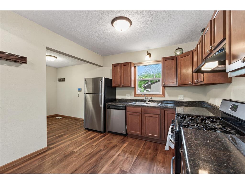 1095 Sims Avenue Saint Paul MN 55106 7077333 image11