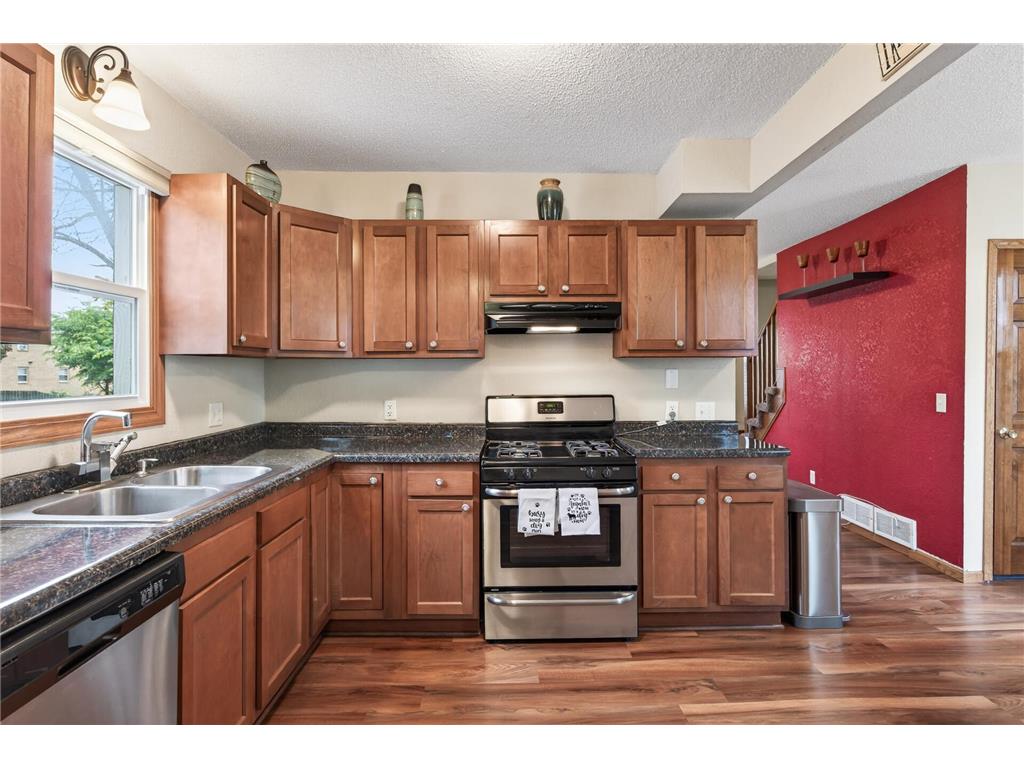 1095 Sims Avenue Saint Paul MN 55106 7077333 image12