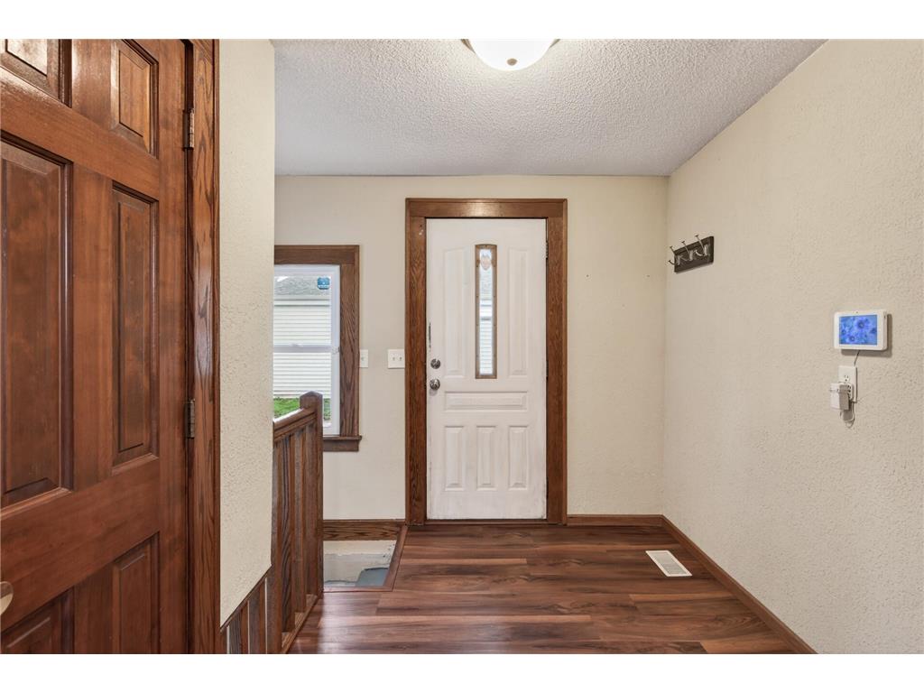 1095 Sims Avenue Saint Paul MN 55106 7077333 image15