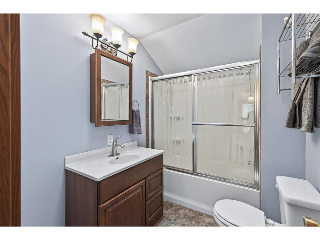 1095 Sims Avenue Saint Paul MN 55106 7077333 image18