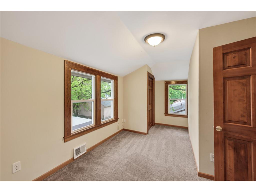 1095 Sims Avenue Saint Paul MN 55106 7077333 image19