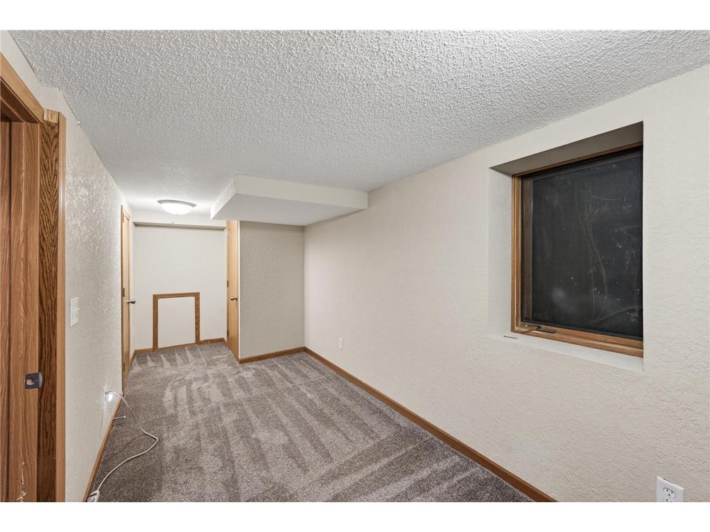 1095 Sims Avenue Saint Paul MN 55106 7077333 image21