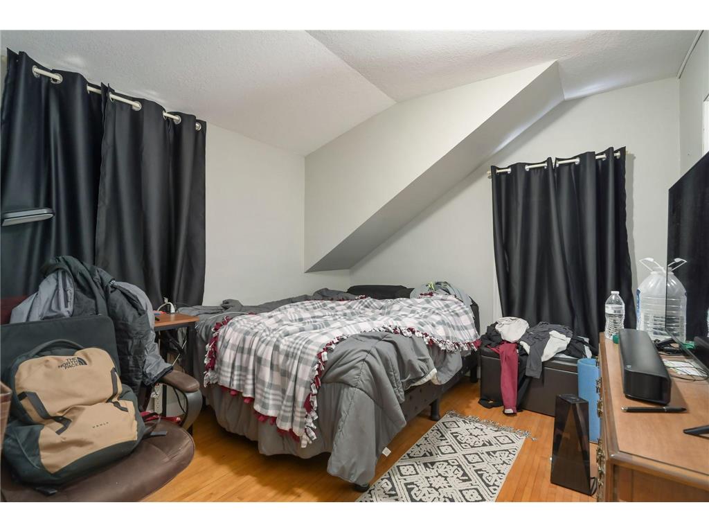 1096 23rd Avenue SE Minneapolis MN 55414 7066899 image14