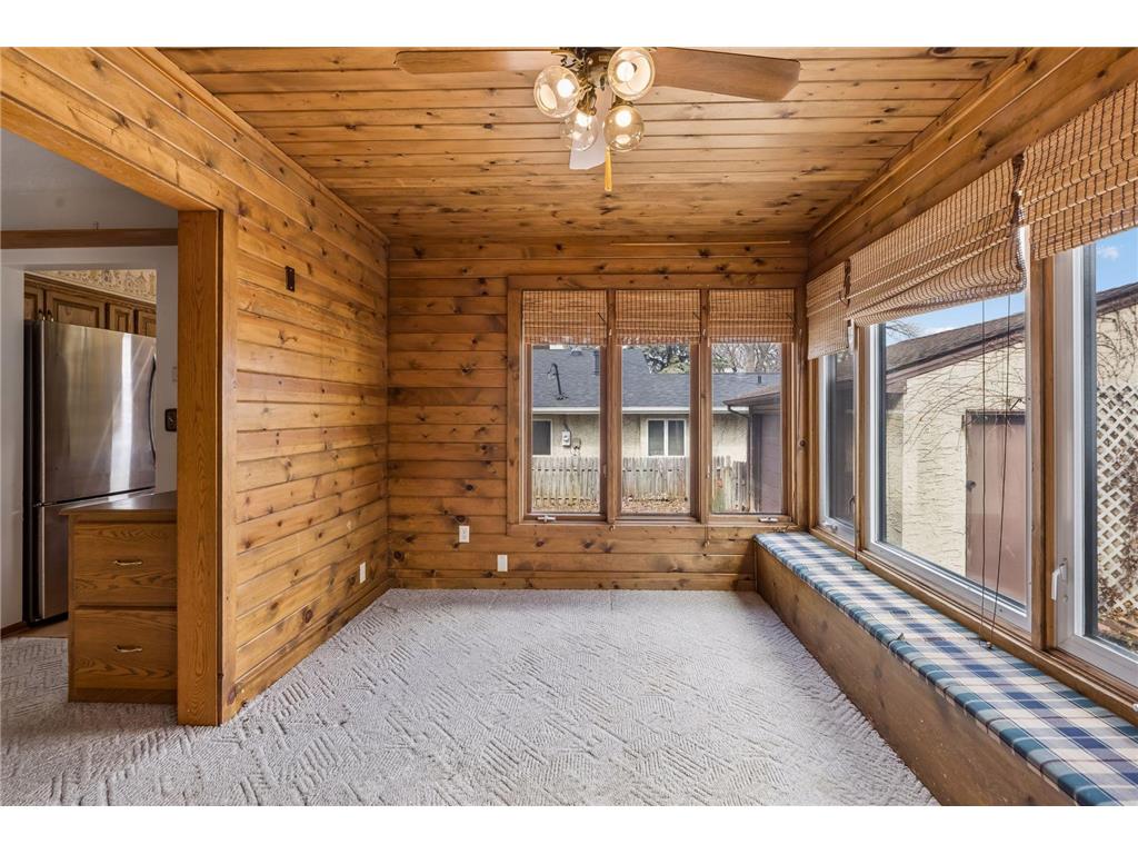 1096 Carrie Street West Saint Paul MN 55118 - Lilly 7049506 image12