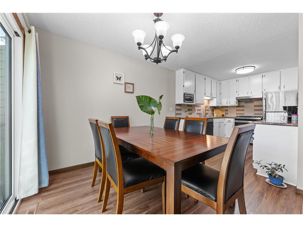 1096 Churchill Place Shoreview MN 55126 7069835 image10