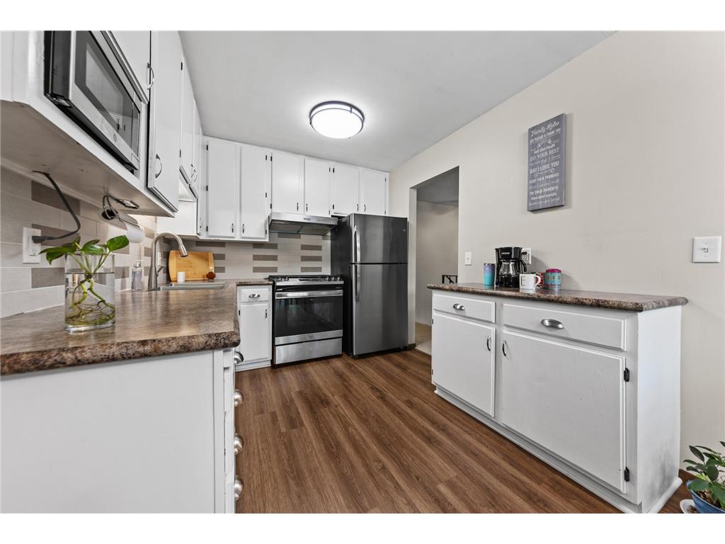1096 Churchill Place Shoreview MN 55126 7069835 image14