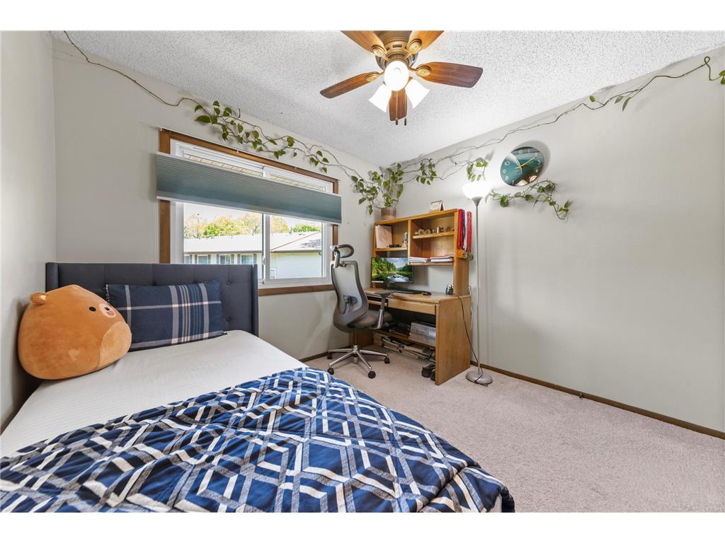 1096 Churchill Place Shoreview MN 55126 7069835 image23