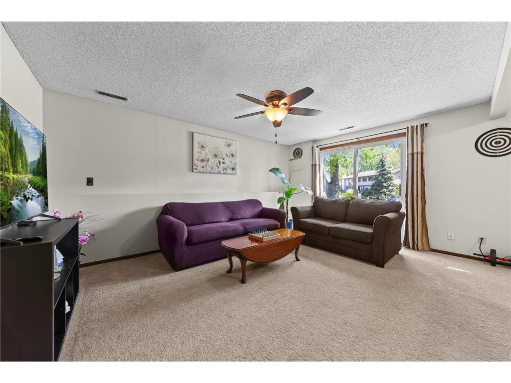 1096 Churchill Place Shoreview MN 55126 7069835 image32