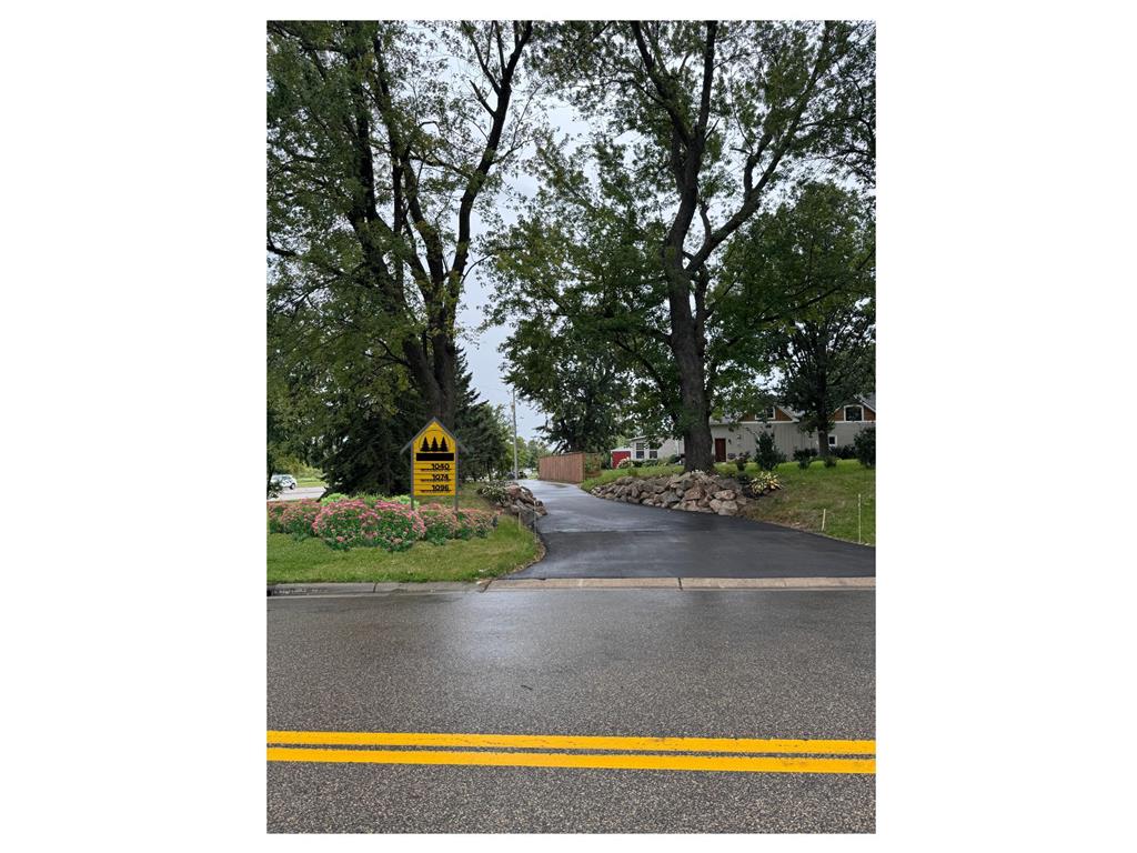 1096 Woodbury Drive Woodbury MN 55125 6825788 image1