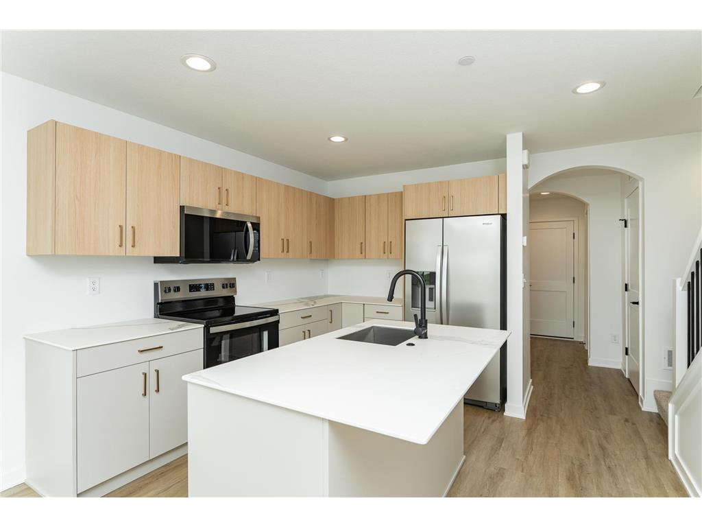 1097 Century Village Lane NE Rochester MN 55906 7037272 image1