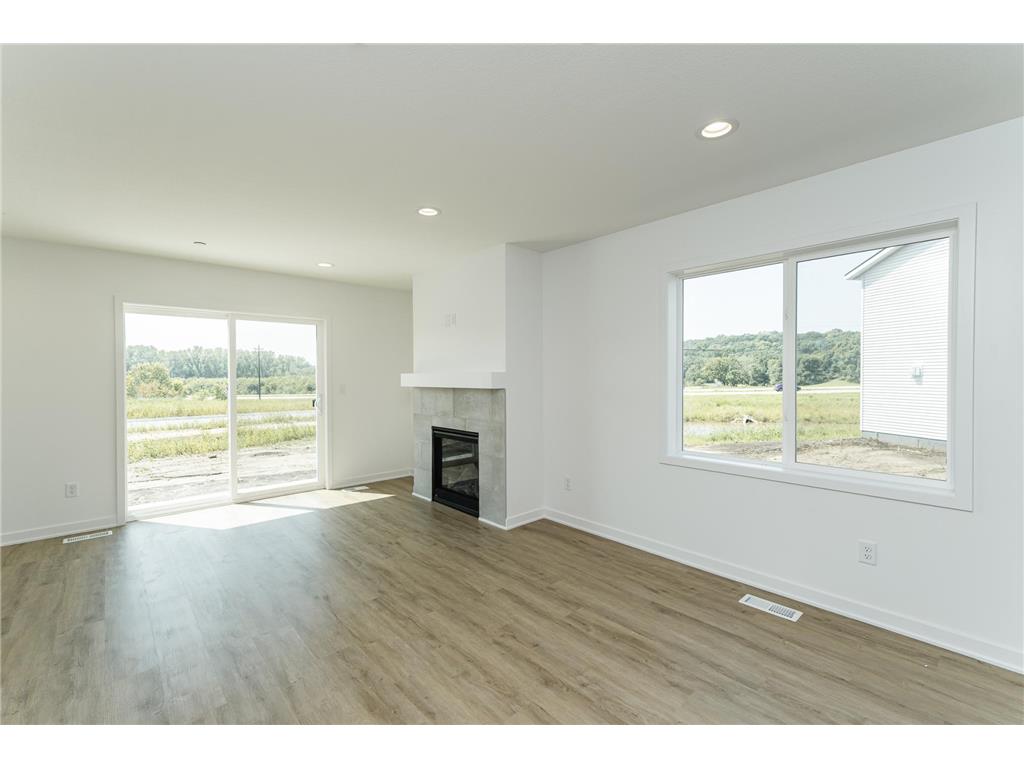 1097 Century Village Lane NE Rochester MN 55906 7037272 image8