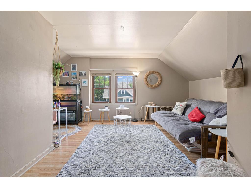 1097 Lincoln Avenue Saint Paul MN 55105 7060674 image24