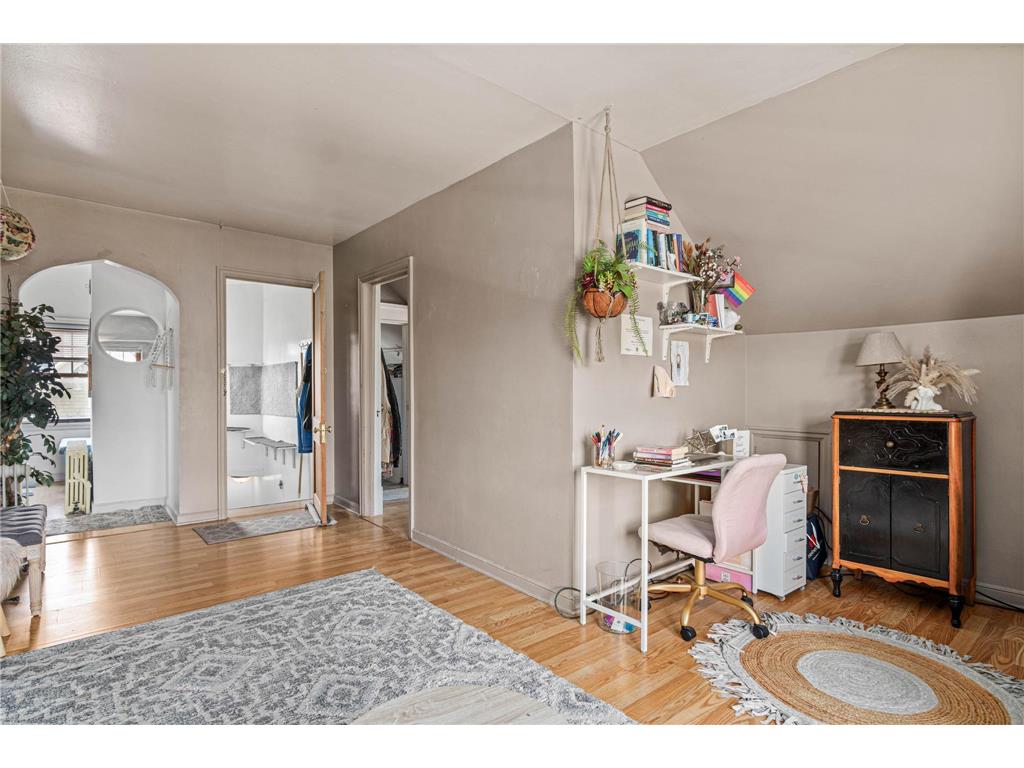 1097 Lincoln Avenue Saint Paul MN 55105 7060674 image26