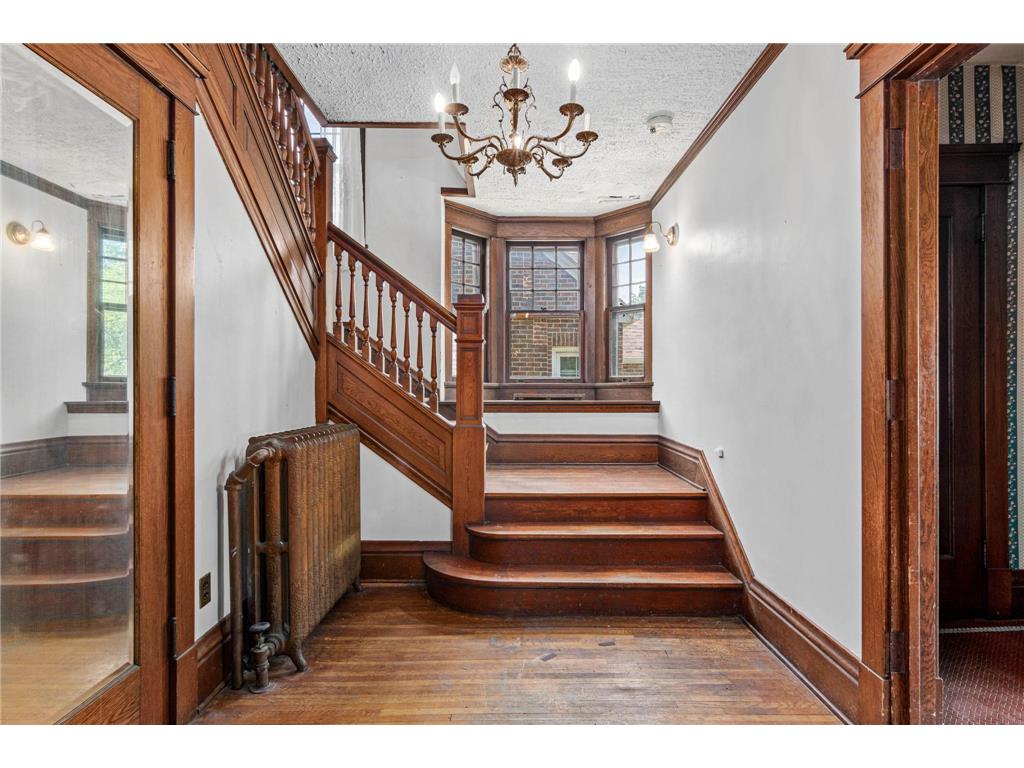 1097 Lincoln Avenue Saint Paul MN 55105 7060674 image3
