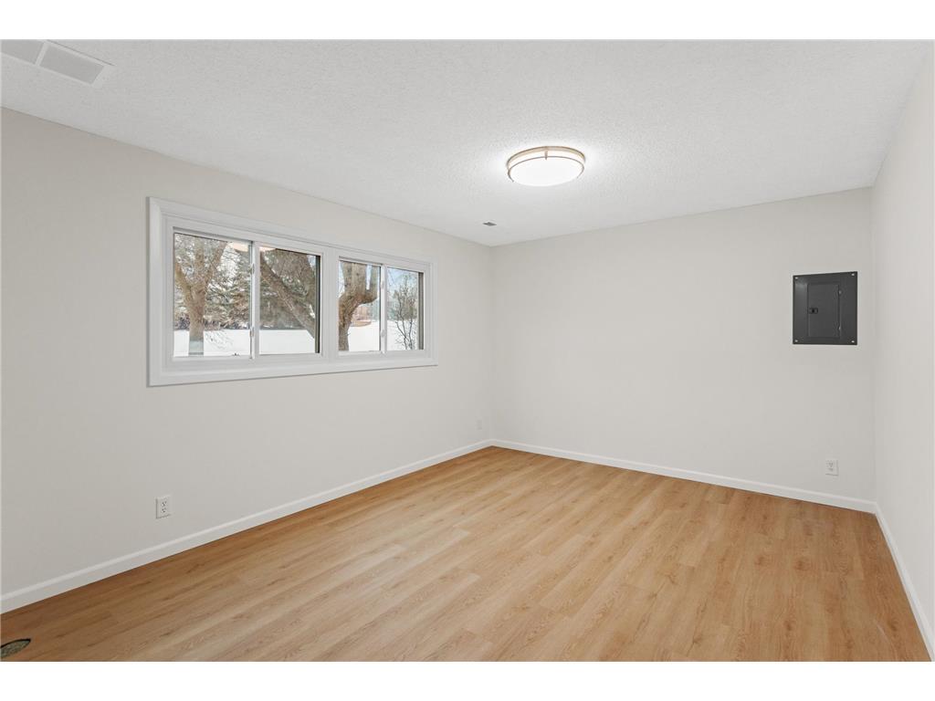 10976 106th Avenue N Maple Grove MN 55369 7017360 image12