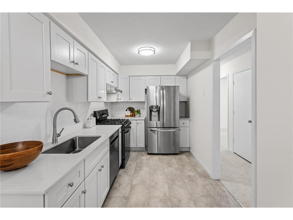 10976 106th Avenue N Maple Grove MN 55369 7017360 image7