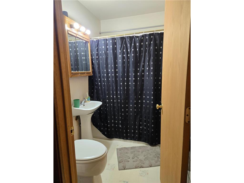 1098 26th Avenue SE Minneapolis MN 55414 7044340 image18