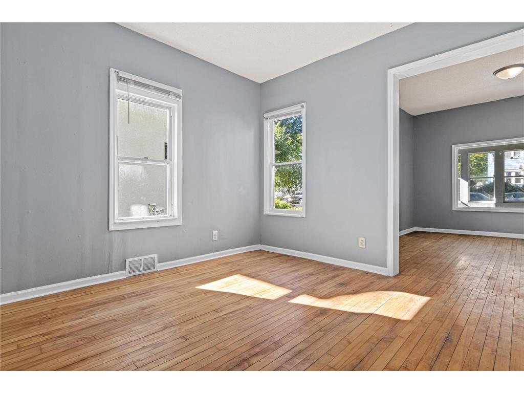 1098 Woodbridge Street Saint Paul MN 55117 6797374 image10