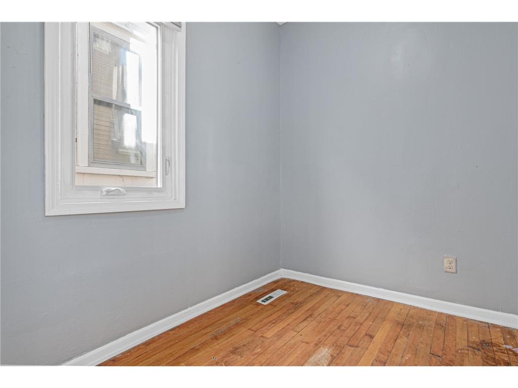 1098 Woodbridge Street Saint Paul MN 55117 6797374 image11