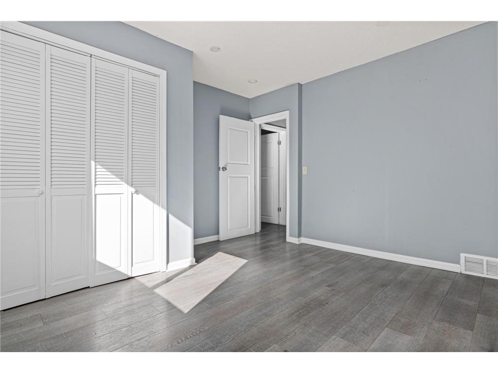 1098 Woodbridge Street Saint Paul MN 55117 6797374 image19