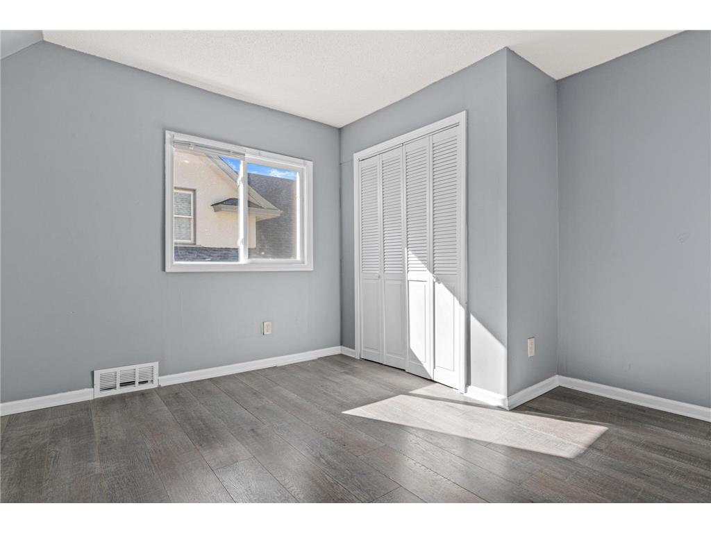 1098 Woodbridge Street Saint Paul MN 55117 6797374 image20