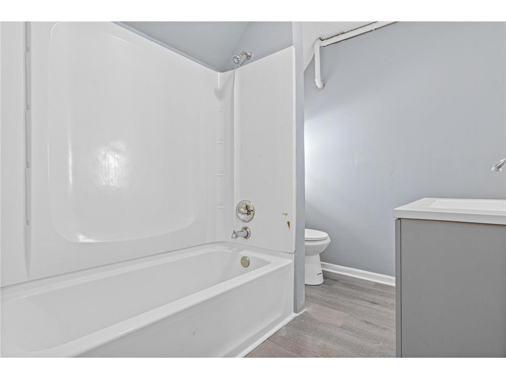 1098 Woodbridge Street Saint Paul MN 55117 6797374 image23