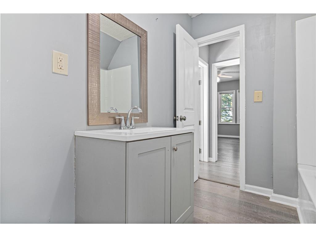 1098 Woodbridge Street Saint Paul MN 55117 6797374 image24