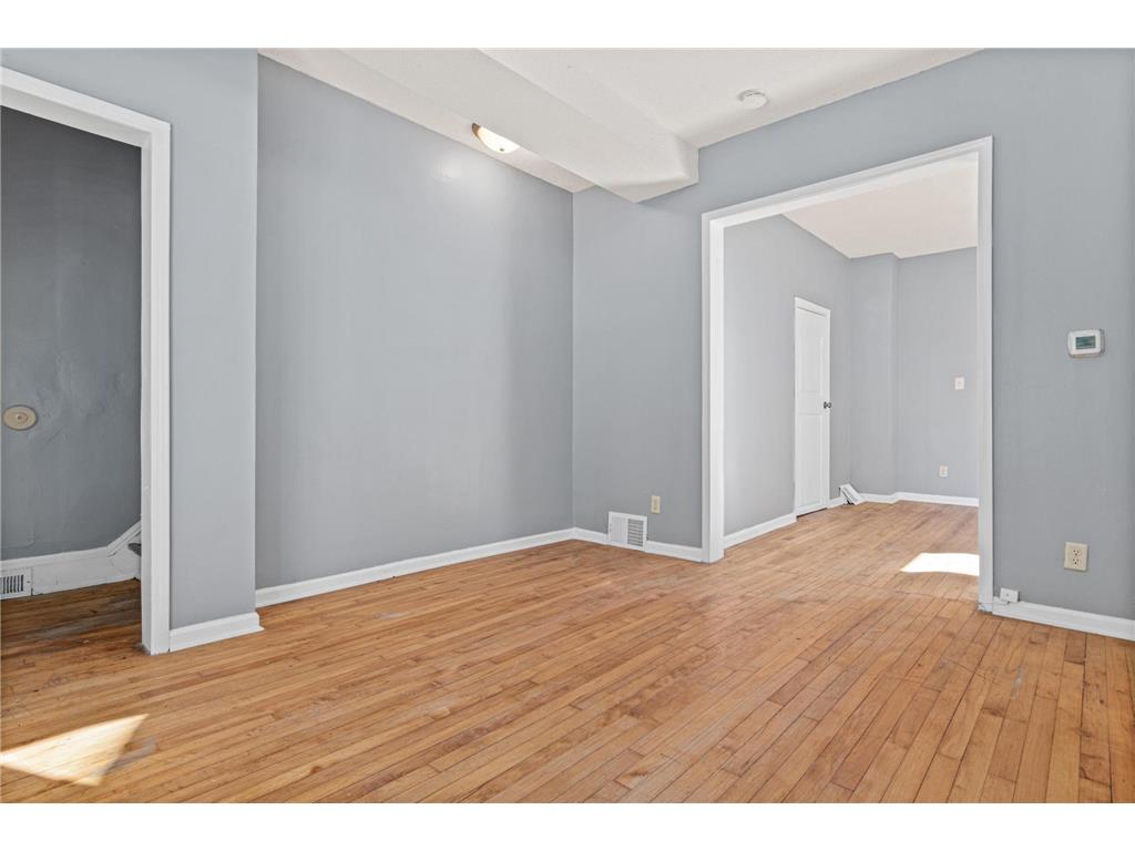 1098 Woodbridge Street Saint Paul MN 55117 6797374 image3