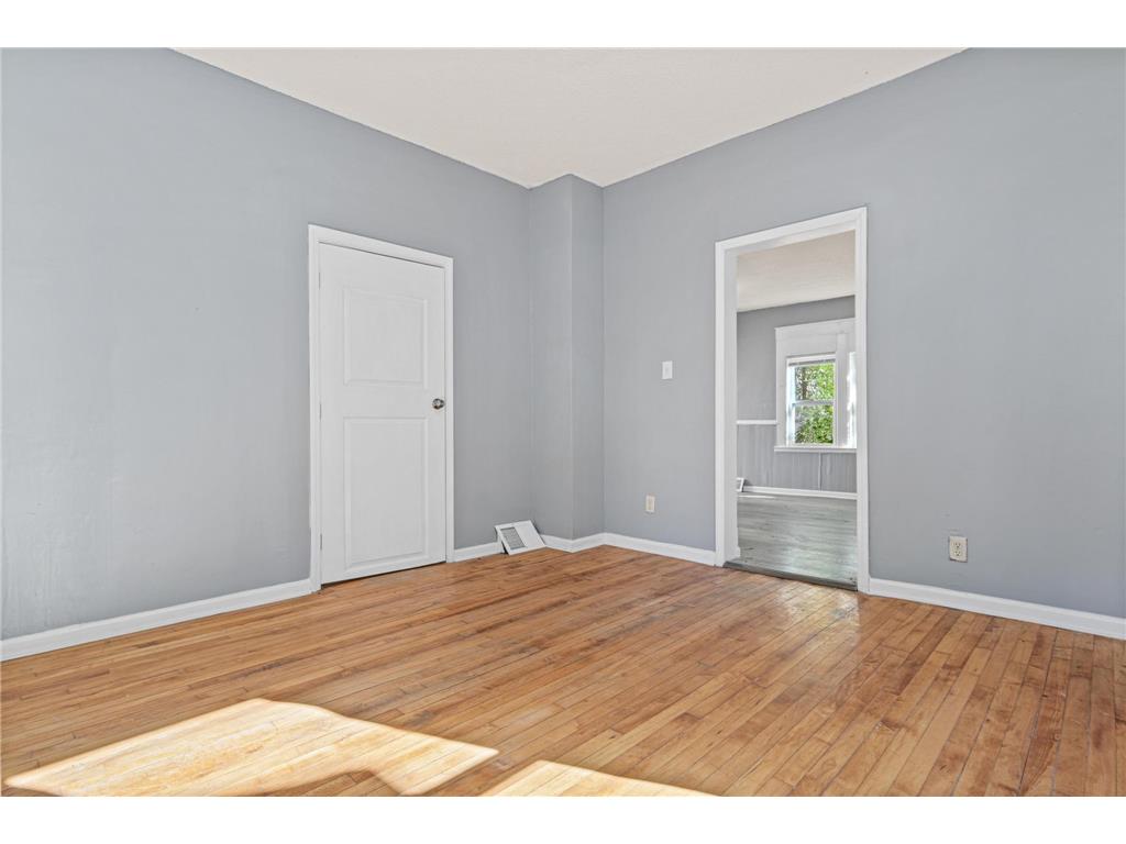 1098 Woodbridge Street Saint Paul MN 55117 6797374 image8