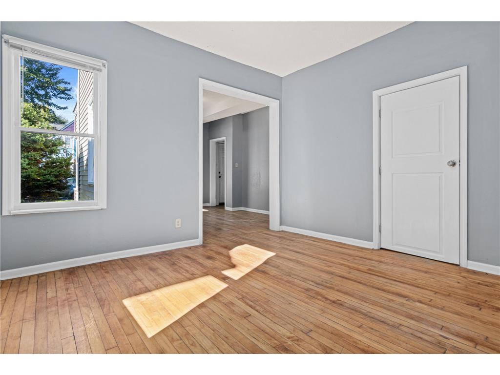 1098 Woodbridge Street Saint Paul MN 55117 6797374 image9