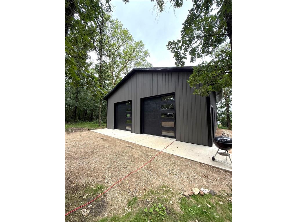 10988 203rd Avenue NE New London MN 56273 6767866 image1