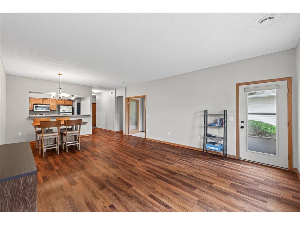 1099 Barclay Street Saint Paul MN 55106 7006356 image3