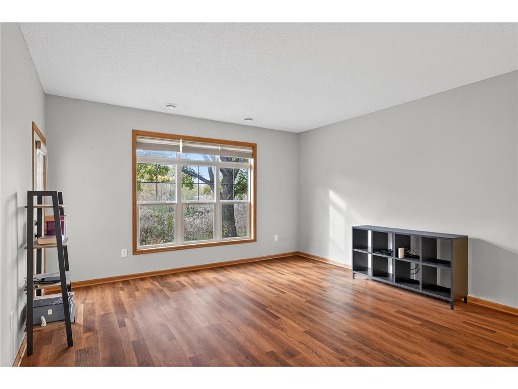 1099 Barclay Street Saint Paul MN 55106 7006356 image4