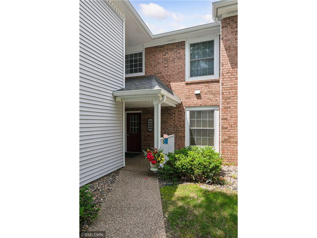 10992 Quebec Avenue S Bloomington MN 55438 6741817 image1