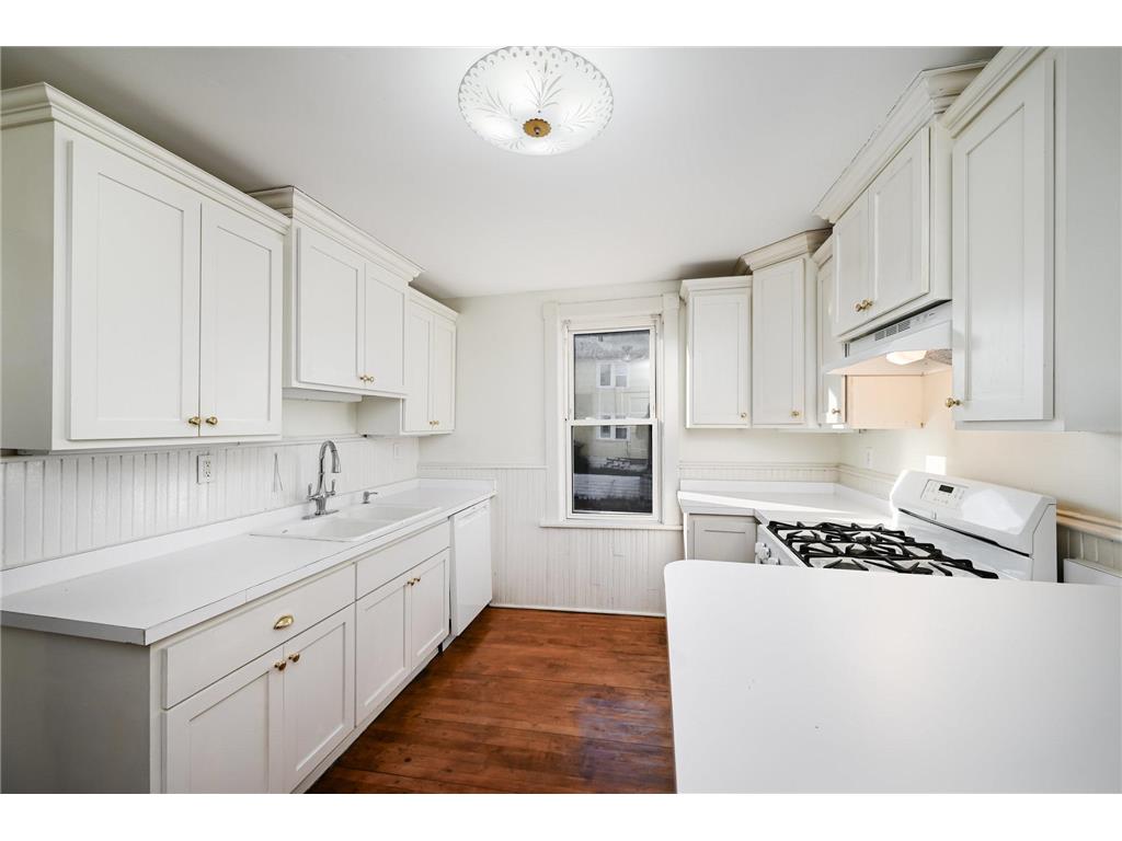 11 Como Avenue Saint Paul MN 55103 7062850 image12