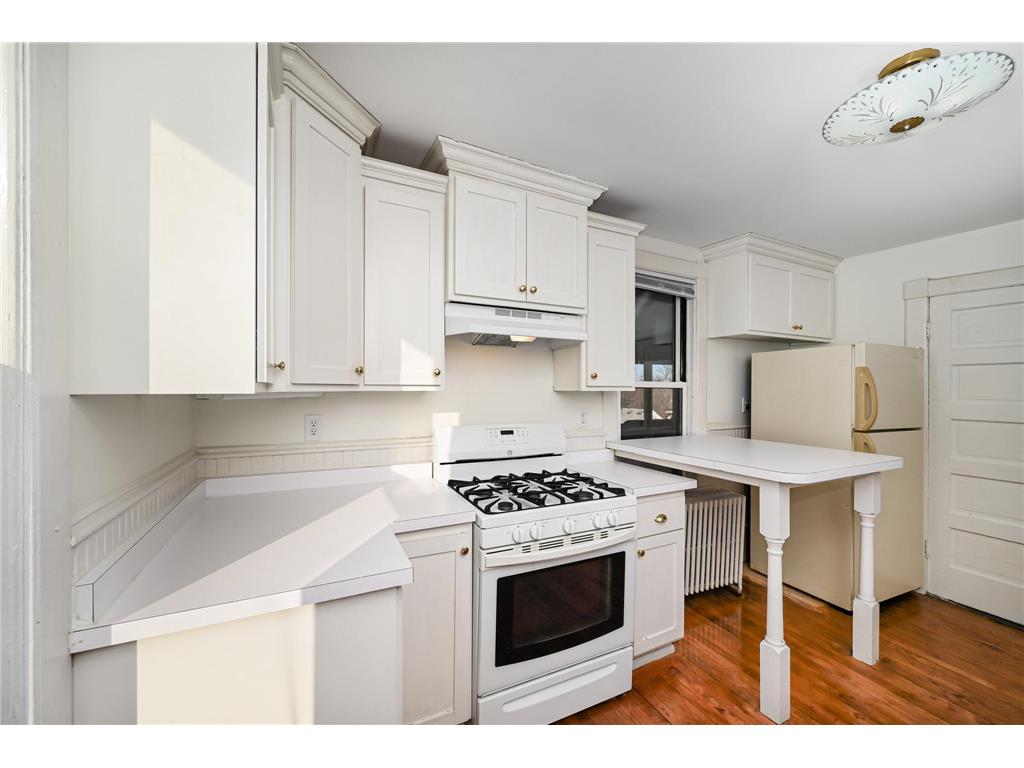 11 Como Avenue Saint Paul MN 55103 7062850 image13
