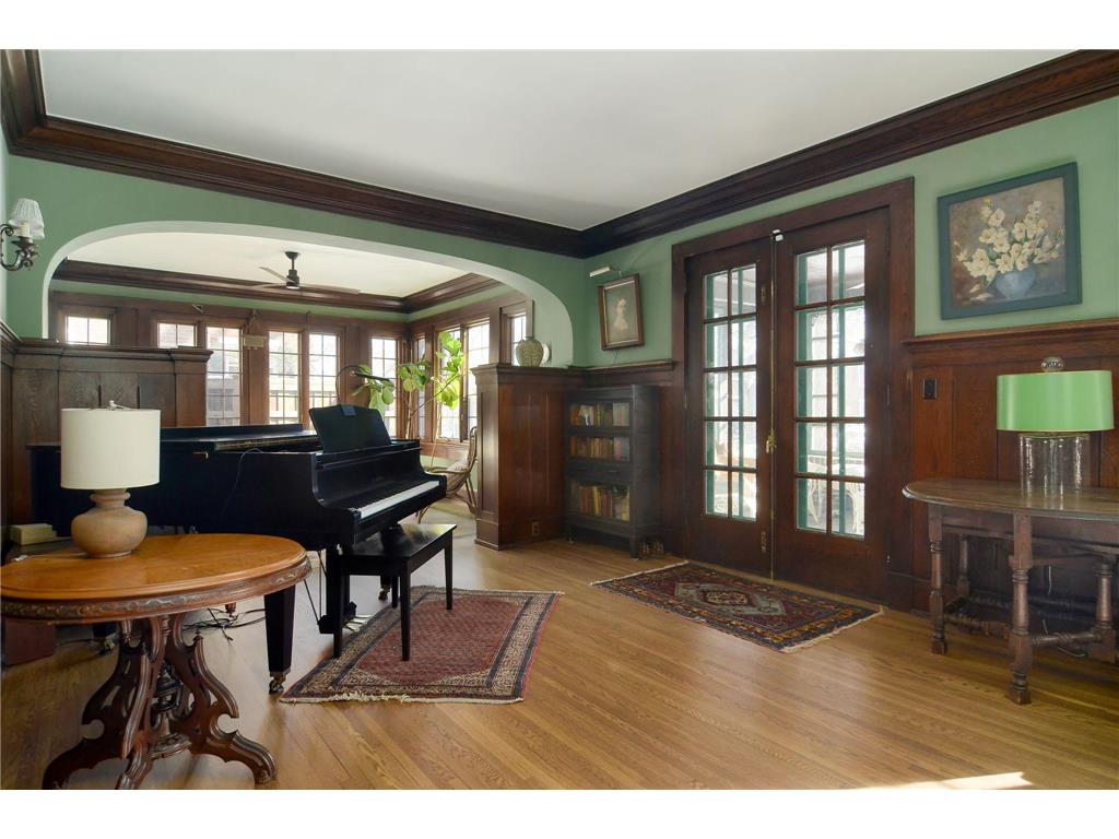 11 Crocus Hill, Saint Paul, MN, 55102 MLS 6479169 Edina Realty