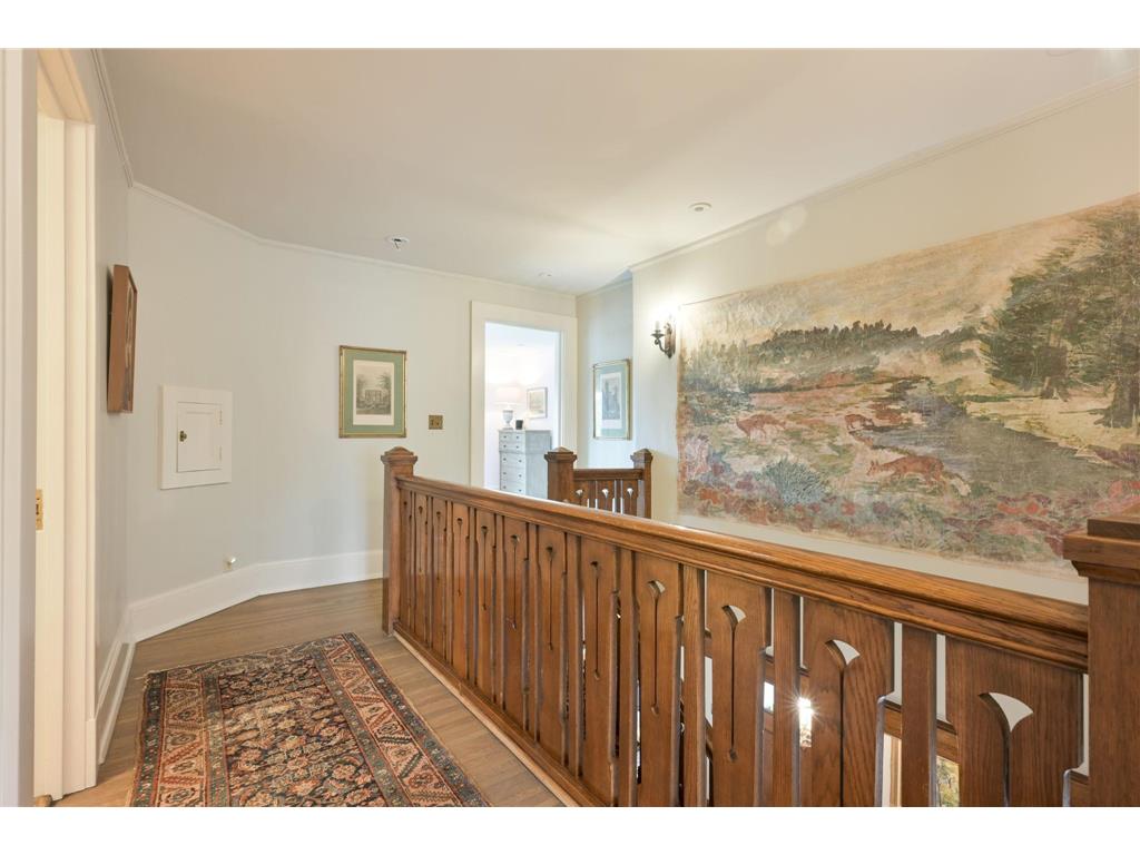 11 Crocus Hill, Saint Paul, MN, 55102 MLS 6479169 Edina Realty