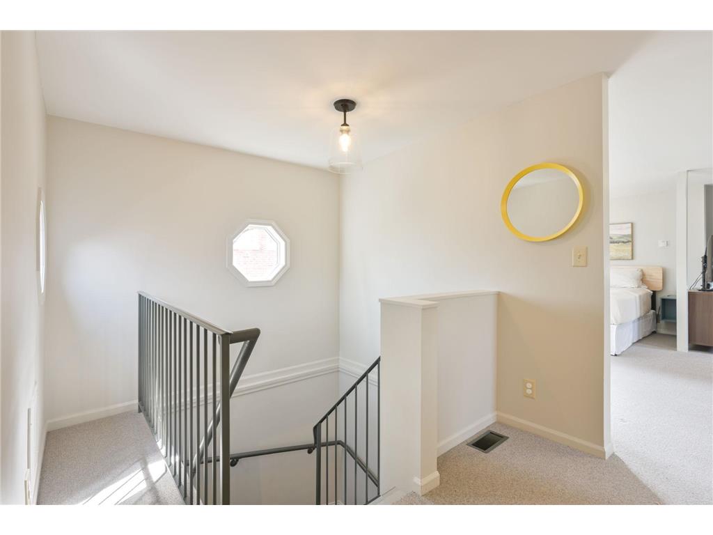 11 Crocus Hill, Saint Paul, MN, 55102 MLS 6479169 Edina Realty