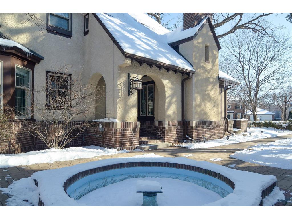 11 Crocus Hill, Saint Paul, MN, 55102 MLS 6479169 Edina Realty