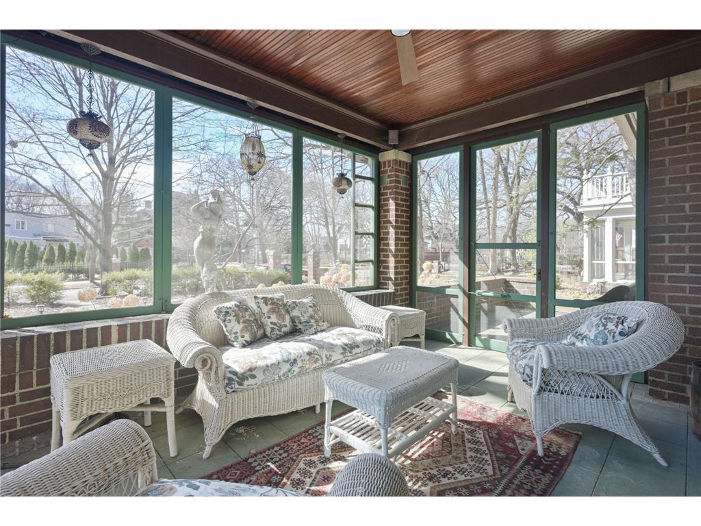 11 Crocus Hill, Saint Paul, MN, 55102 MLS 6479169 Edina Realty